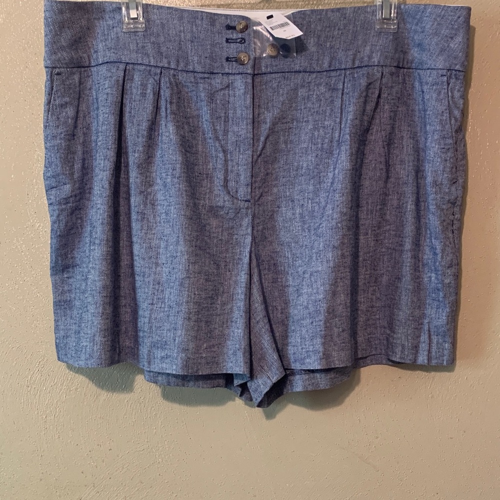 Lane Bryant size 20 Blue Shorts Buttons Zipper and Pockets NWT